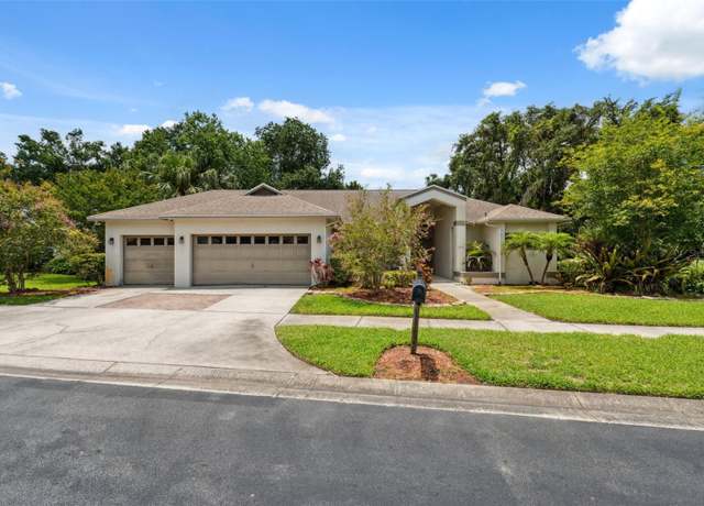 Property at 3037 Crest Dr, Clearwater, FL 33759, 4 beds, 3 baths