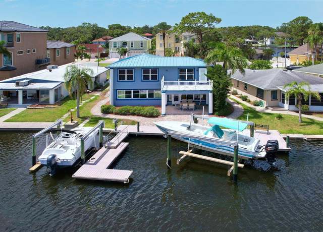 Property at 5449 Manatee Point Dr, New Port Richey, FL 34652, 3 beds, 3 baths