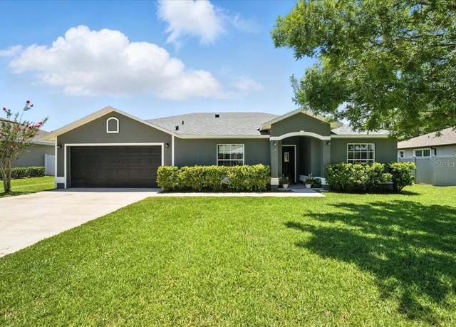 Property at 37 Lindsay Dr, Palm Coast, FL 32137, 4 beds, 2 baths