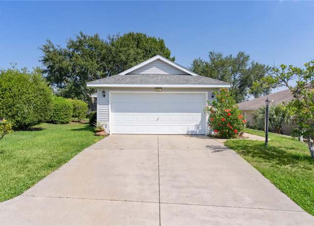 Property at 2821 Mediterranean Loop, Tavares, FL 32778, 2 beds, 2 baths