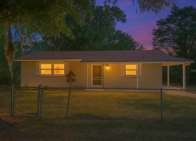 Property at 1531 Jefferson Dr, Mount Dora, FL 32757, 2 beds, 1 bath