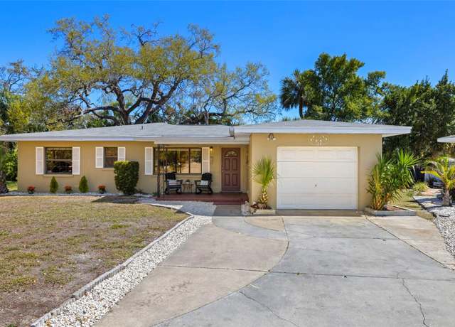 Property at 138 Edgewater Ter, Dunedin, FL 34698, 3 beds, 2 baths