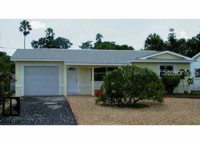 Property at 2807 Miriam St S, Gulfport, FL 33711, 2 beds, 2 baths