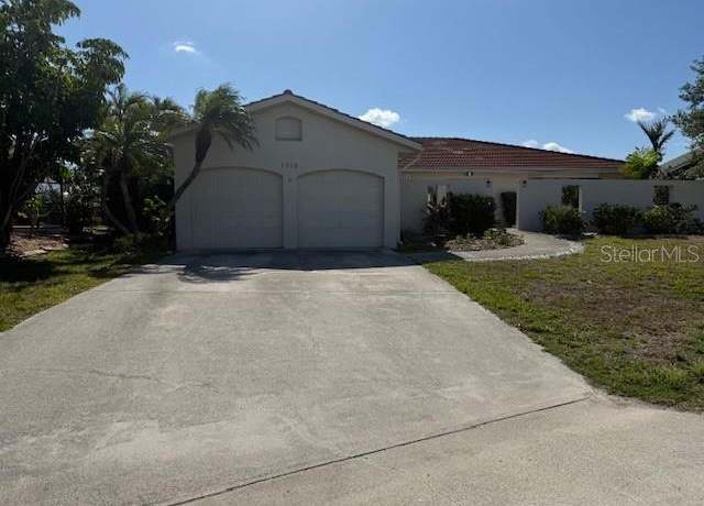 Property at 1318 San Mateo Dr, Punta Gorda, FL 33950, 3 beds, 2 baths