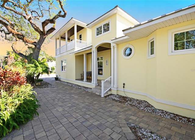 Property at 221 Columbus Ave, New Smyrna Beach, FL 32169, 3 beds, 3.5 baths