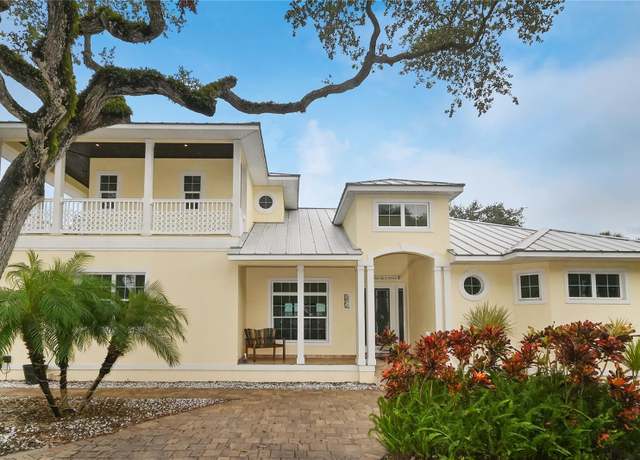 Property at 221 Columbus Ave, New Smyrna Beach, FL 32169, 3 beds, 3.5 baths