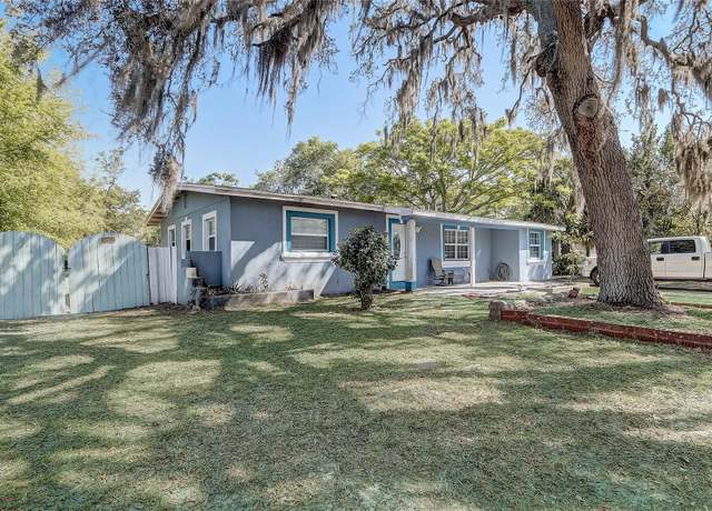 Property at 243 W Martin St, Apopka, FL 32712, 4 beds, 2 baths