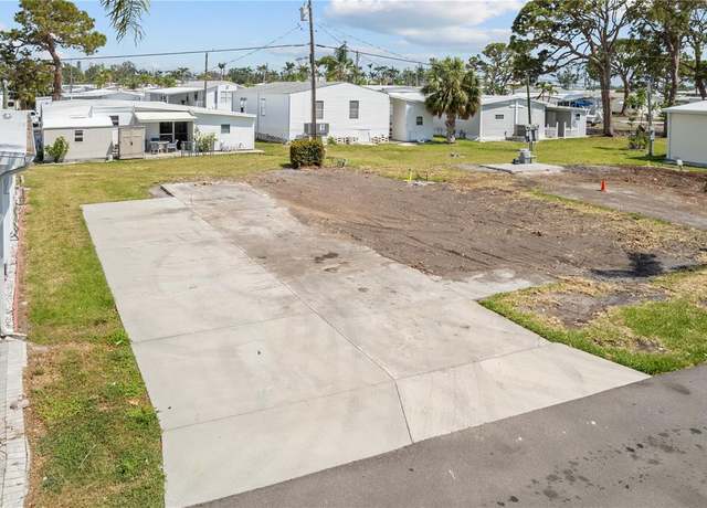 Property at 10315 Cortez Rd W Unit 30-6, Bradenton, FL 34210