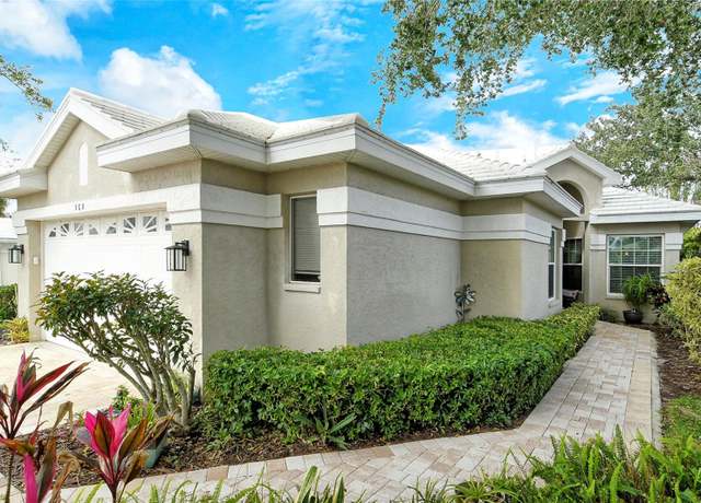 Property at 560 Fallbrook Dr, Venice, FL 34292, 3 beds, 2 baths