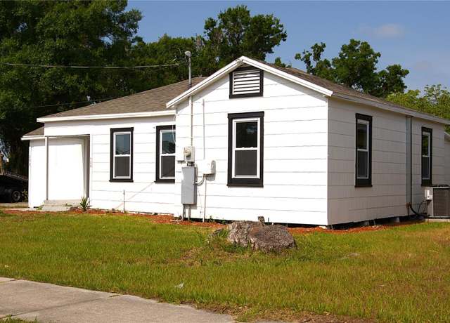 Property at 709 28th St NW, Winter Haven, FL 33881, 4 beds, 2 baths