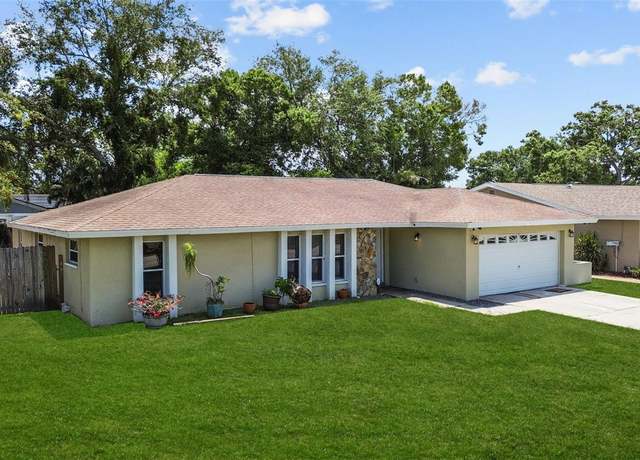 Property at 9155 125th St, Seminole, FL 33772, 4 beds, 2 baths