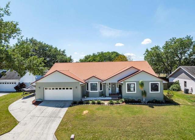 Property at 1931 Matthew Ct, Lakeland, FL 33813, 4 beds, 2 baths