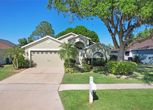 Property at 29737 Fog Hollow Dr, Wesley Chapel, FL 33543, 3 beds, 2 baths