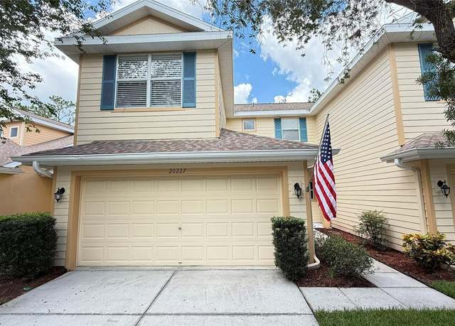 Property at 20227 Vintage Oaks Pl, Tampa, FL 33647, 3 beds, 2.5 baths