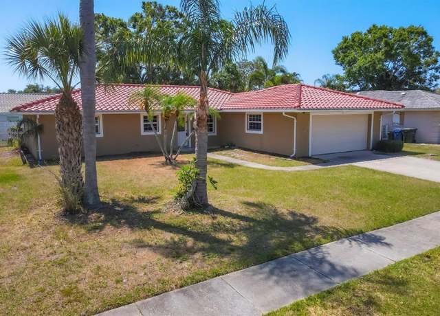 Property at 2536 Carlisle Pl, Sarasota, FL 34231, 3 beds, 2 baths