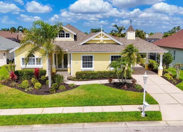 Property at 4743 Compass Dr, Bradenton, FL 34208, 4 beds, 3 baths