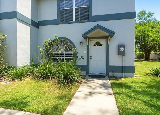 Property at 605 Bainbridge Dr, Brandon, FL 33511, 2 beds, 2.5 baths