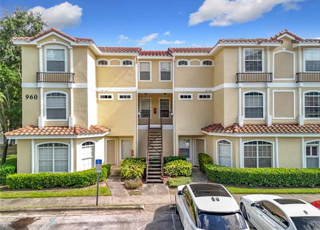 Property at 960 Mooring Ave #202, Altamonte Springs, FL 32714, 3 beds, 2.5 baths