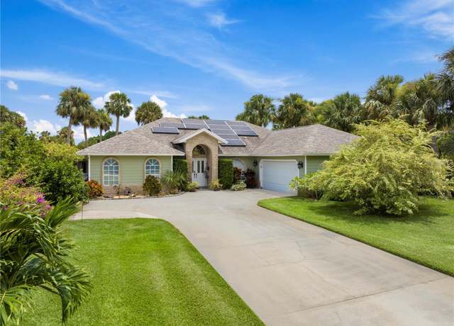 Property at 1080 4th Ct SW, Vero Beach, FL 32962, 4 beds, 2.5 baths