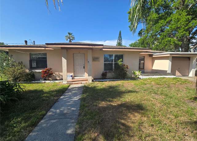 Property at 204 Shore Dr W, Oldsmar, FL 34677, 3 beds, 2 baths