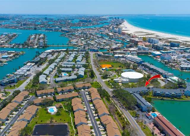 Property at 12140 Capri Cir S, Treasure Island, FL 33706, 2 beds, 2.5 baths