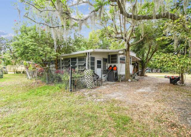 Property at 6147 Old Homeland Rd, Bartow, FL 33830, 2 beds, 2 baths