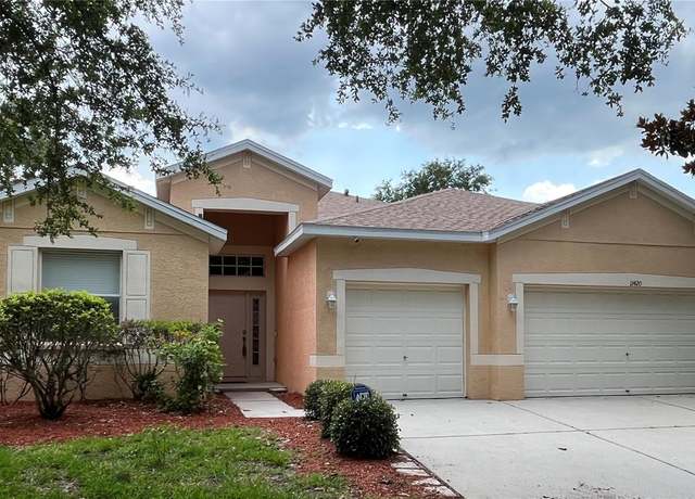 Property at 11420 Bridge Pine Dr, Riverview, FL 33569, 4 beds, 3 baths