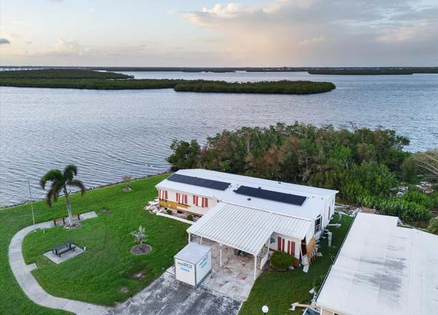 Property at 4300 Riverside Dr #37, Punta Gorda, FL 33982, 2 beds, 2 baths