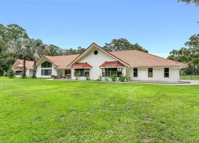 Property at 553 205th Ave, Williston, FL 32696, 3 beds, 2 baths