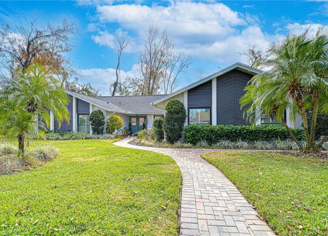 Property at 105 Locust Dr, Brandon, FL 33511, 4 beds, 3 baths