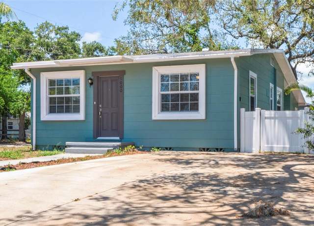 Property at 1000 Magnolia Dr, Clearwater, FL 33756, 3 beds, 2 baths