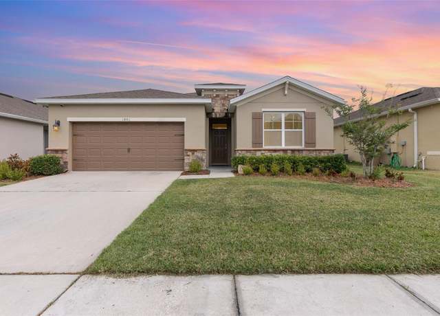 Property at 1801 Brockridge Rd, Kissimmee, FL 34744, 4 beds, 2 baths
