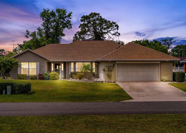 Property at 4021 Santa Barbara Dr, Sebring, FL 33875, 2 beds, 2 baths
