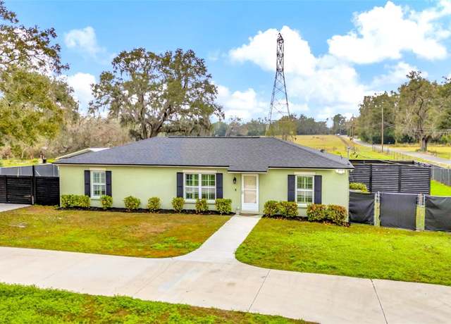 Property at 8600 W Knights Griffin Rd, Plant City, FL 33565, 3 beds, 2 baths
