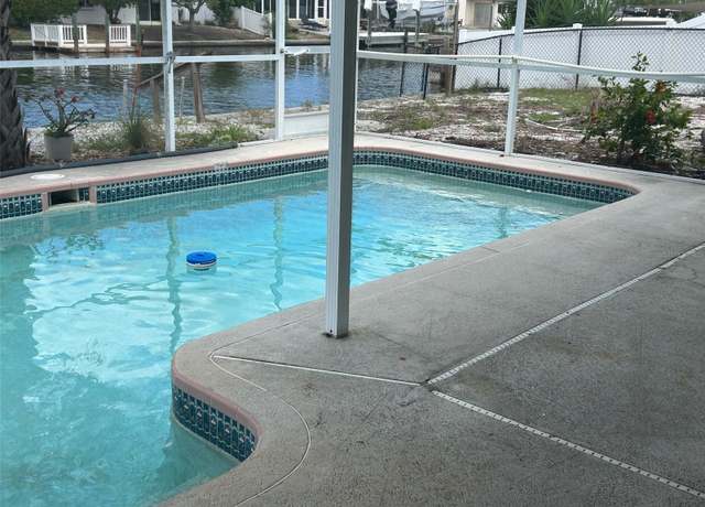 Property at 13605 Stacey Dr, Hudson, FL 34667, 2 beds, 1 bath