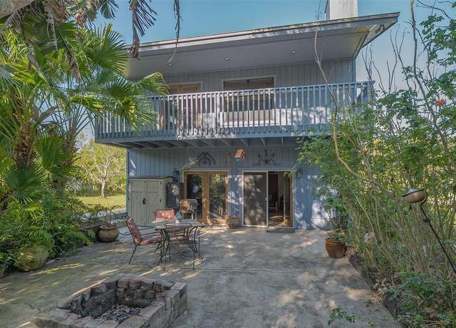 Property at 2230 Myakka Rd, Sarasota, FL 34240, 2 beds, 1 bath