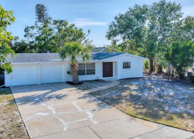 Property at 4907 4th Avenue Cir NW, Bradenton, FL 34209, 3 beds, 2 baths