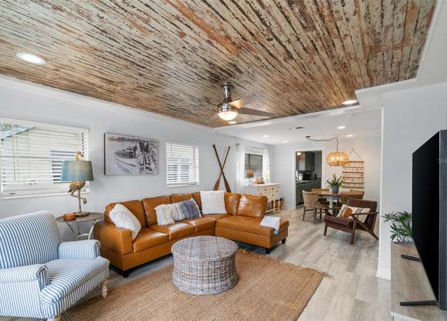 Property at 522 E 4th St, Port St Joe, FL 32456, 2 beds, 1.5 baths