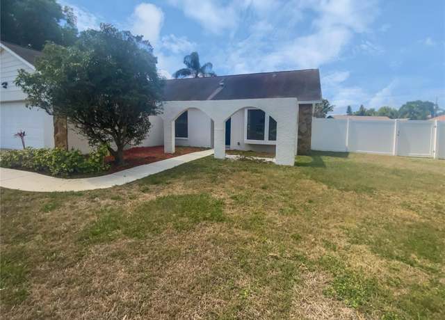 Property at 22162 Weeks Blvd, Land O Lakes, FL 34639, 4 beds, 3 baths