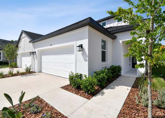 Property at 3717 Nandina Cir, Sun City Center, FL 33573, 2 beds, 2.5 baths