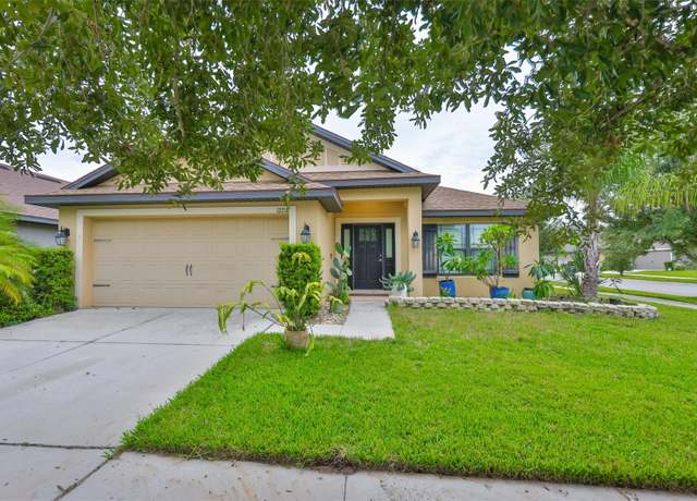Property at 12218 Avondale Oak Pl, Riverview, FL 33578, 4 beds, 3 baths