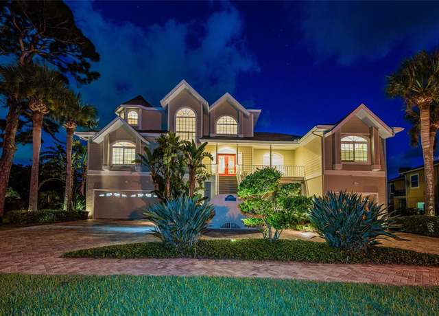 Property at 2103 N Pointe Alexis Dr, Tarpon Springs, FL 34689, 4 beds, 3 baths