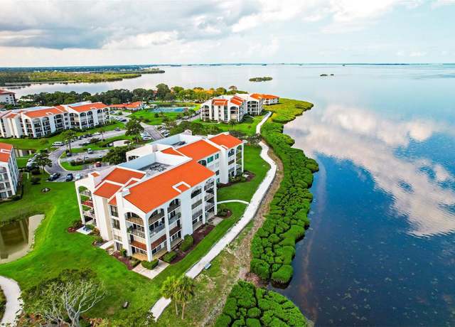 Property at 308 Mariner Dr #308, Tarpon Springs, FL 34689, 1 bed, 2 baths