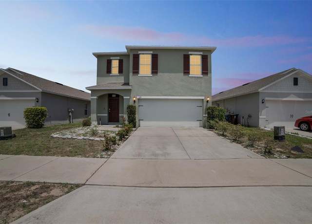 Property at 129 Eagleview Loop, Davenport, FL 33837, 5 beds, 3 baths
