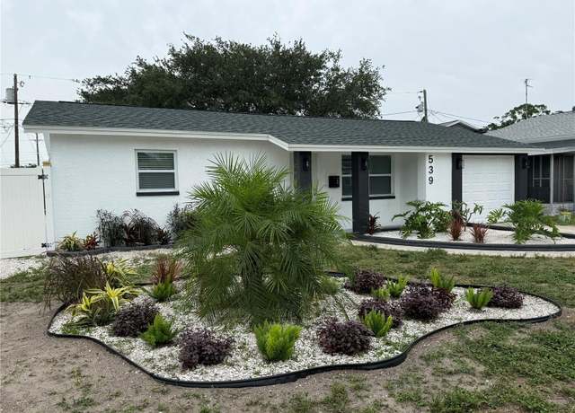 Property at 539 Freeport Ave N, St Petersburg, FL 33702, 2 beds, 2 baths