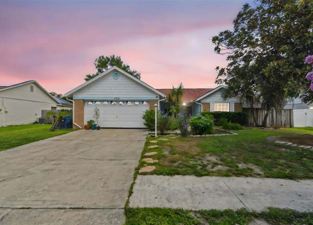 Property at 1726 Jillian Rd, Brandon, FL 33510, 4 beds, 2 baths