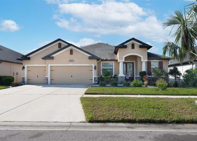 Property at 11753 Sunburst Marble Rd, Riverview, FL 33579, 4 beds, 4 baths