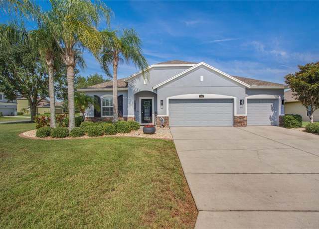 Property at 11601 Thacker Dr, Clermont, FL 34711, 4 beds, 2 baths