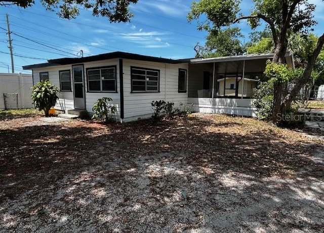 Property at 2610 Eaton Ave, Lakeland, FL 33803, 2 beds, 1 bath