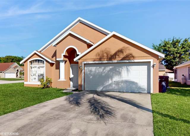 Property at 2108 Shannon Lakes Blvd, Kissimmee, FL 34743, 4 beds, 2 baths